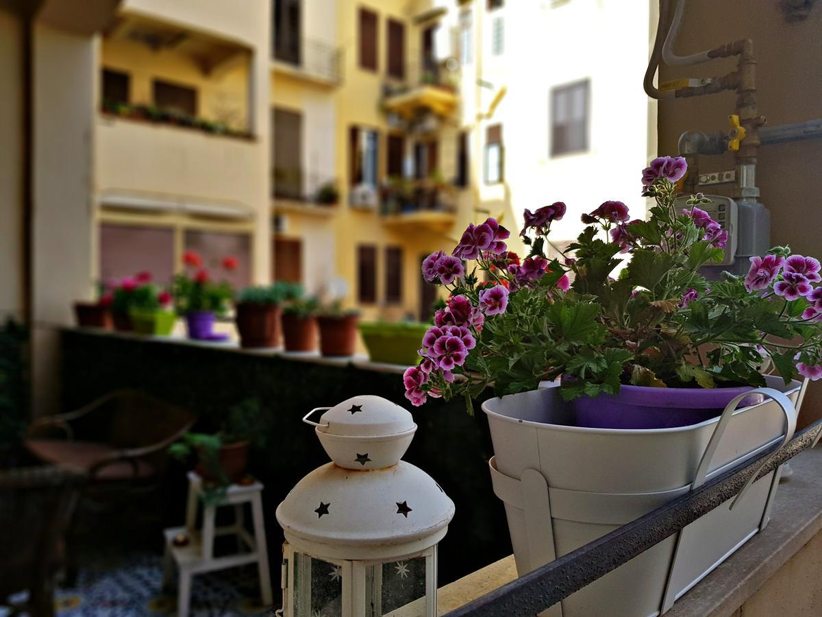 Jonathan Hostel & Guesthouse Palermo Bagian luar foto